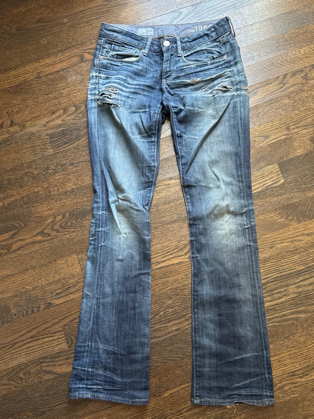 Vintage GAP Women's Distressed Dark Blue Flare Jeans